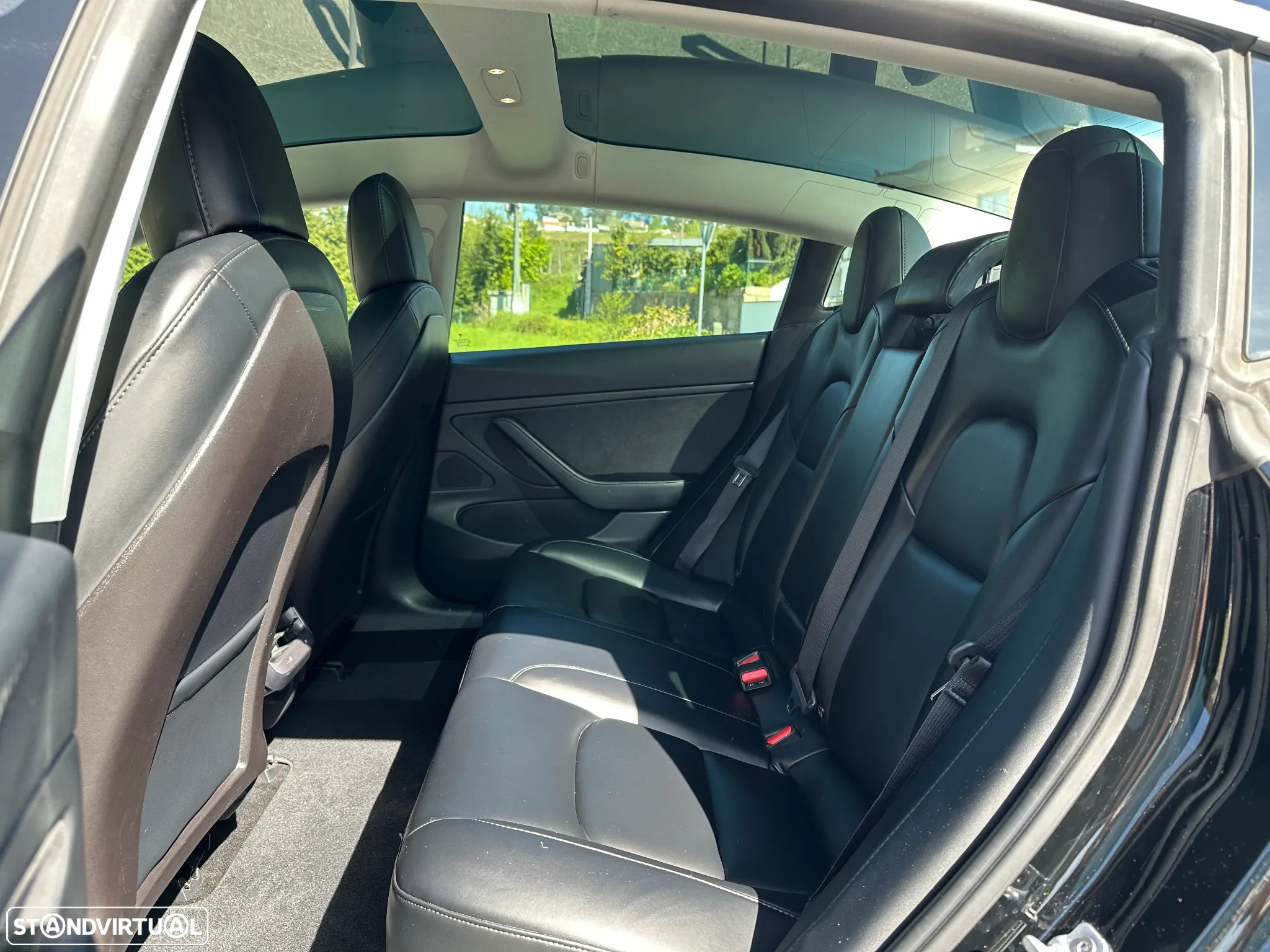 Tesla Model 3 Long-Range Dual Motor AWD - 19