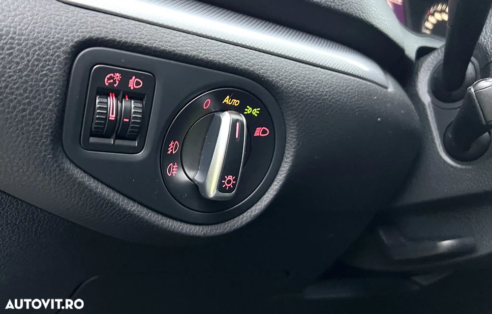 Volkswagen Sharan 2.0 TDI Highline - 10