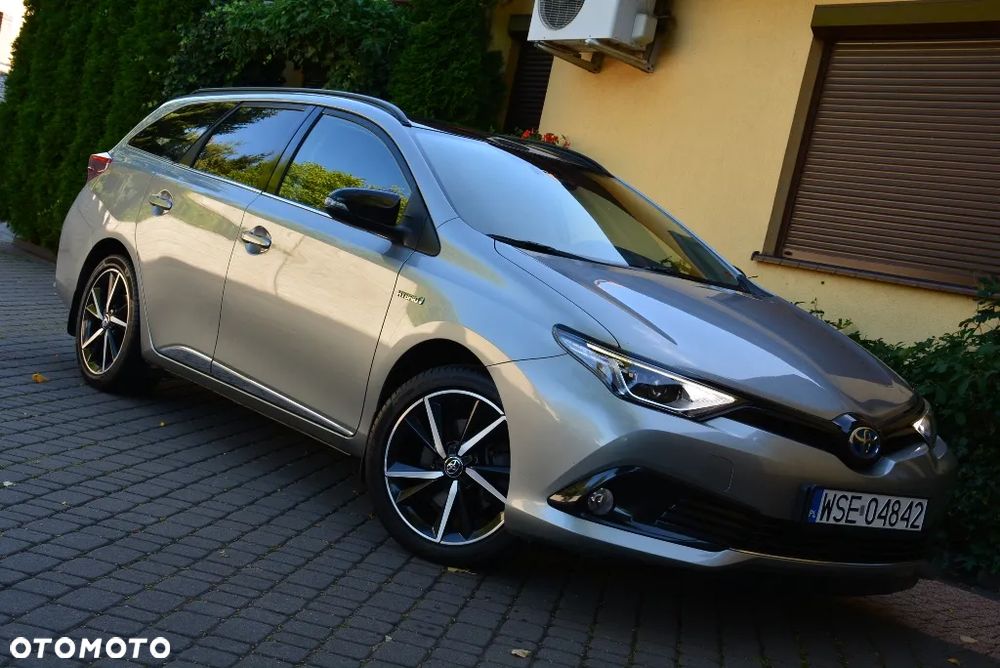 Toyota Auris 1.8 HSD Prestige - 21