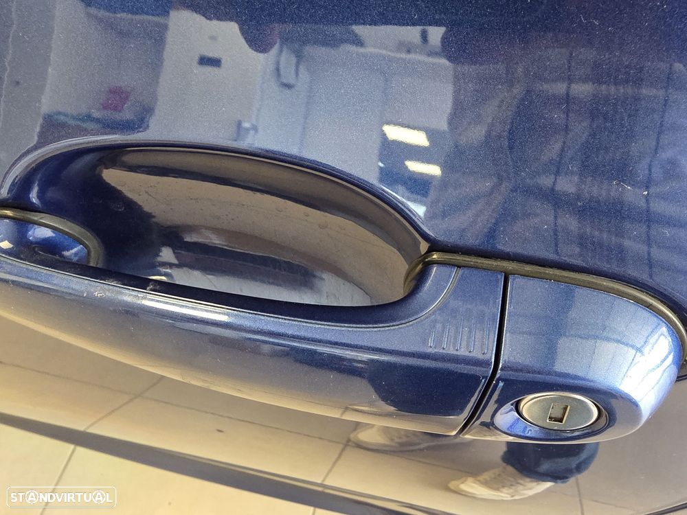 BMW 320 i Cabrio Auto - 10