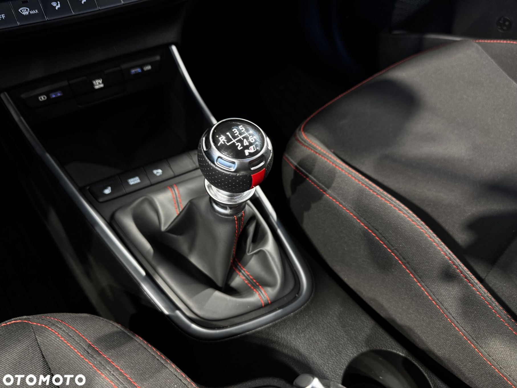 Hyundai i20 - 27