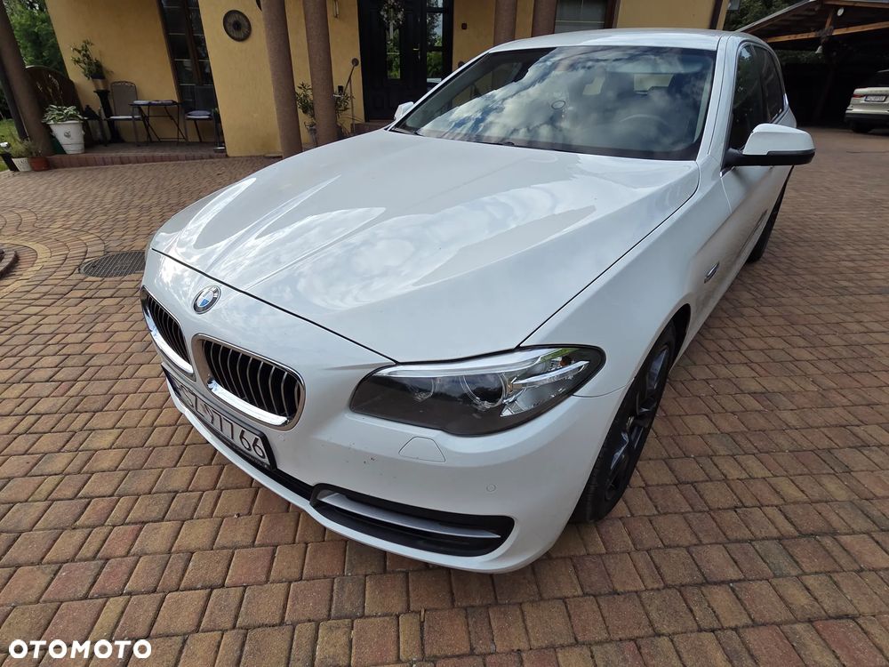 BMW Seria 5 520d Luxury Line - 3