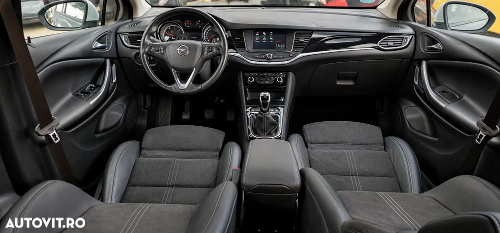 Opel Astra 1.5 D Start/Stop Elegance - 9