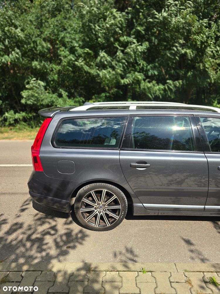 Volvo V70 2.0T Powershift RDesign - 14