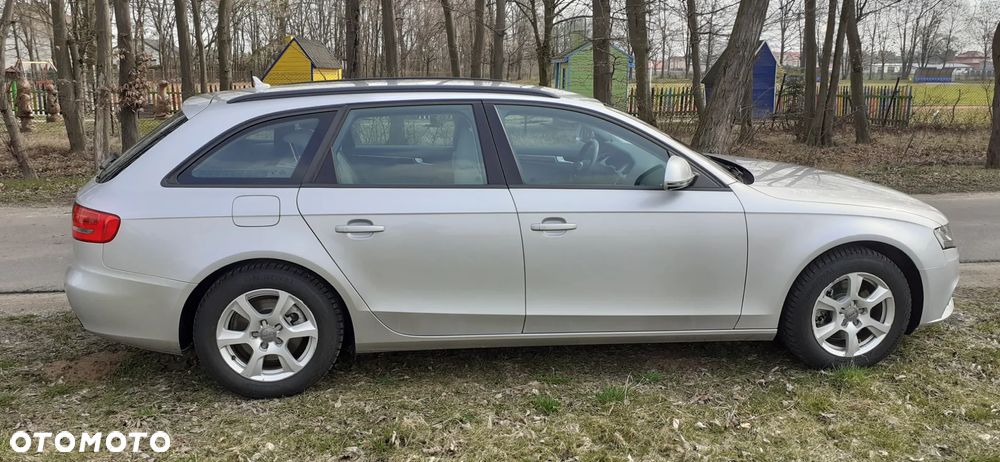 Audi A4 Avant 2.0 TDI DPF Ambiente - 6