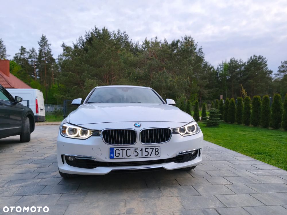 BMW Seria 3 328i Luxury Line - 7