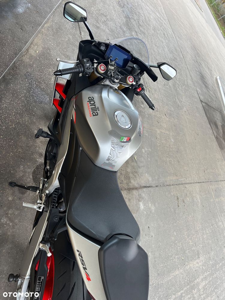 Aprilia RSV - 4
