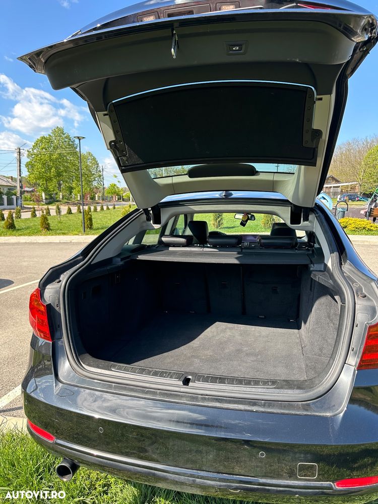 BMW Seria 3 320i AT - 22