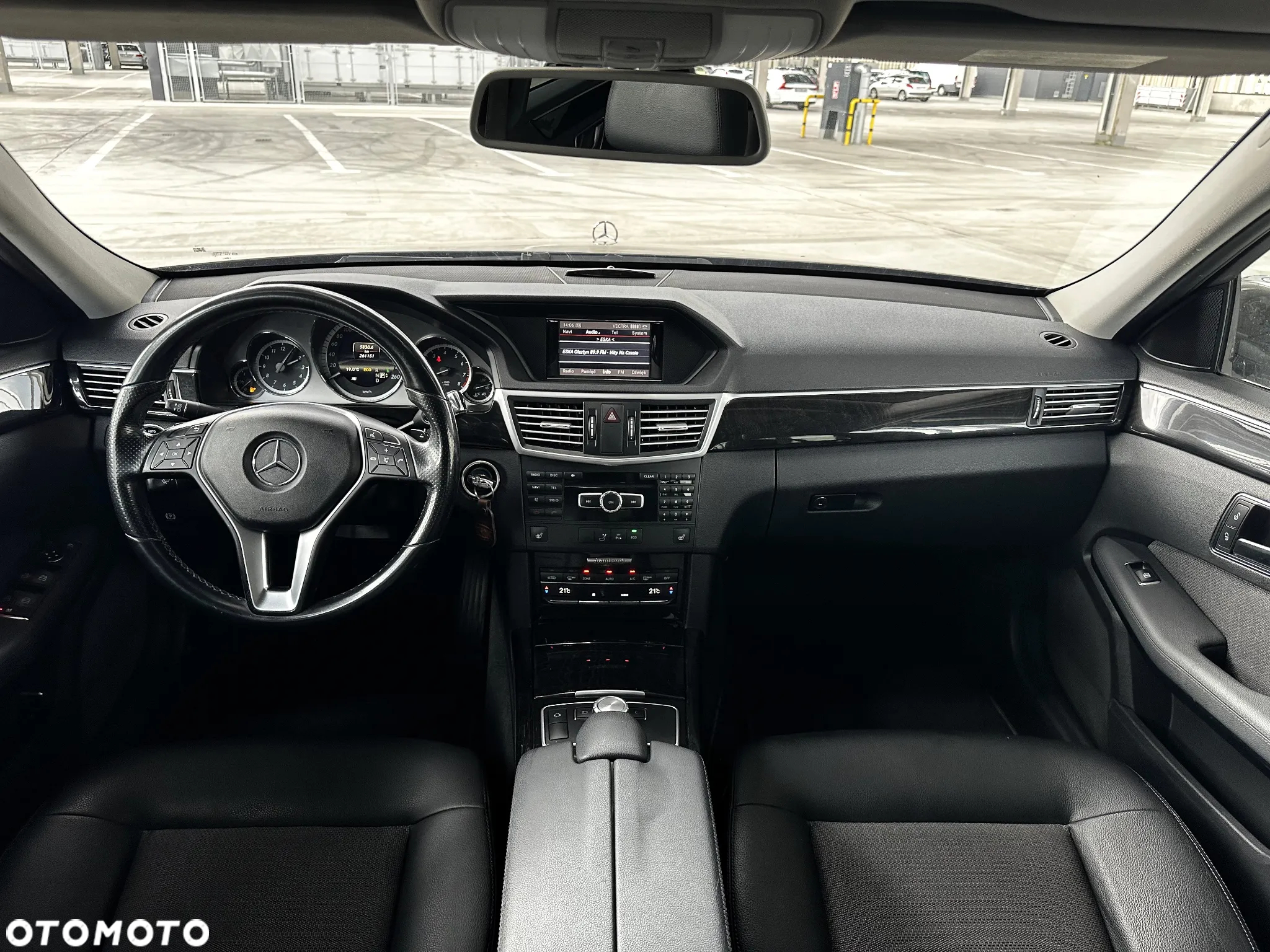 Mercedes-Benz Klasa E 200 T CGI BlueEFFICIENCY 7G-TRONIC Avantgarde - 20