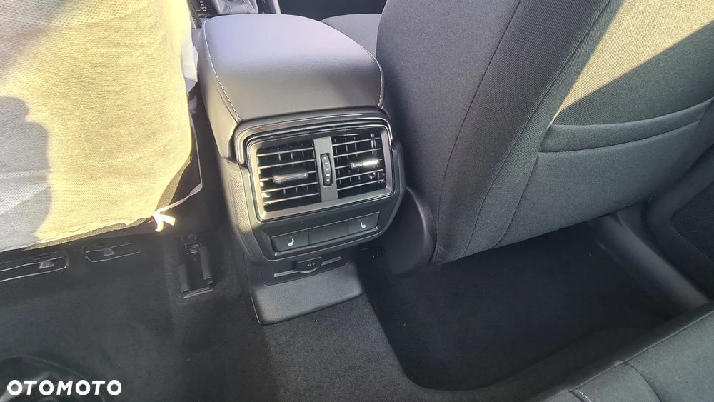 Skoda Karoq 1.5 TSI ACT Edition 130 DSG - 8