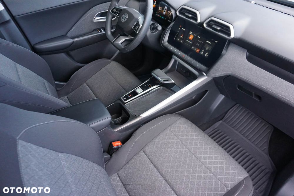 MG ZS 2025