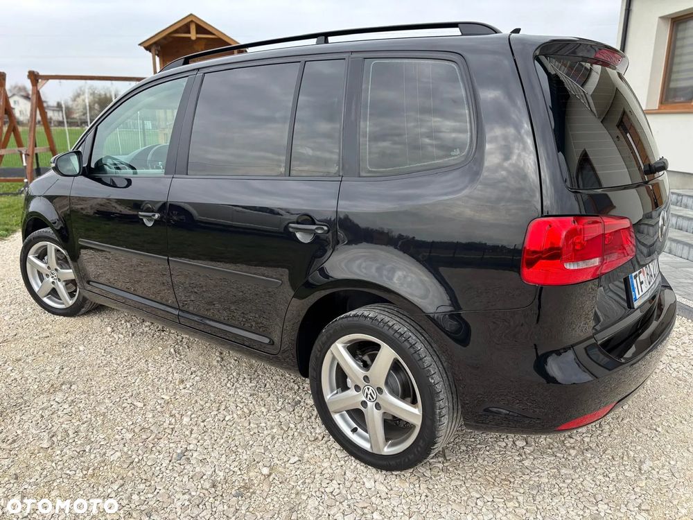 Volkswagen Touran 1.6 TDI DPF Life - 11