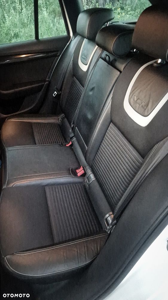 Skoda Octavia 2.0 TDI RS DSG - 7