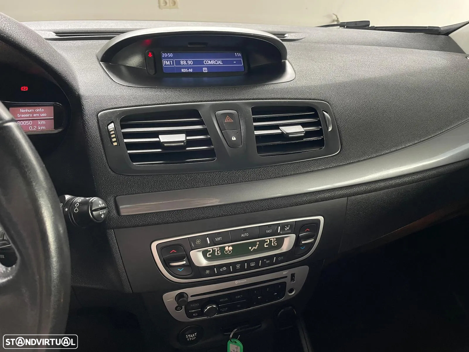 Renault Mégane Coupe ENERGY TCe 115 Start & Stop Bose Edition - 11