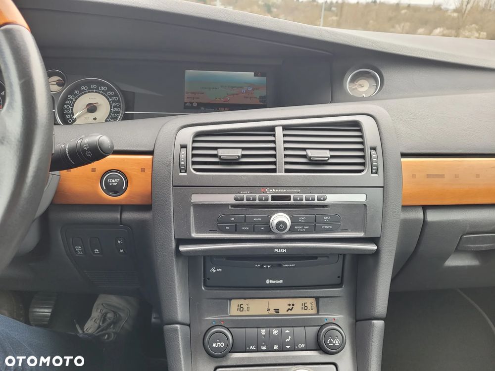 Renault Vel Satis 2.0 dCi FAP Initiale - 13