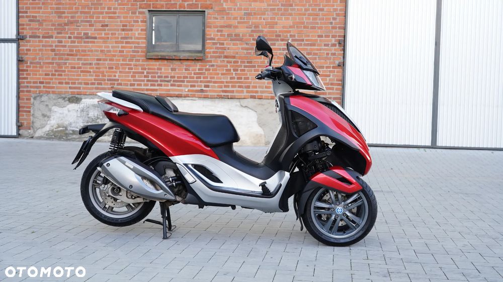 Piaggio MP-3 - 7