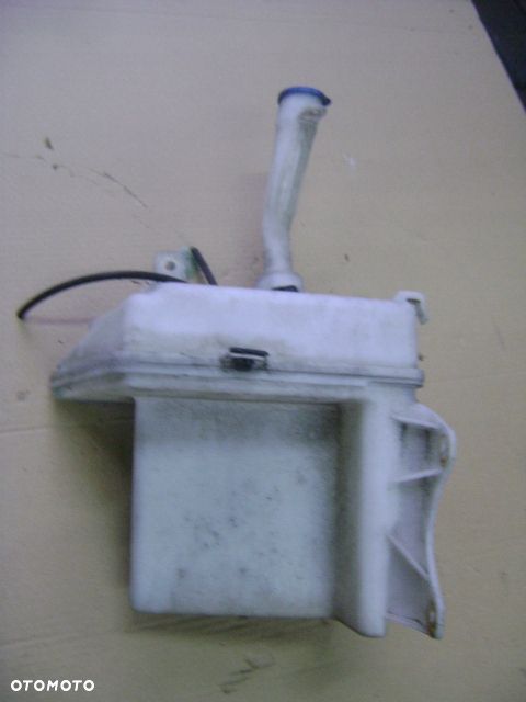 ZBIORNICZEK SPRYSKIWACZY TOYOTA AVENSIS T27 SEDAN - 1