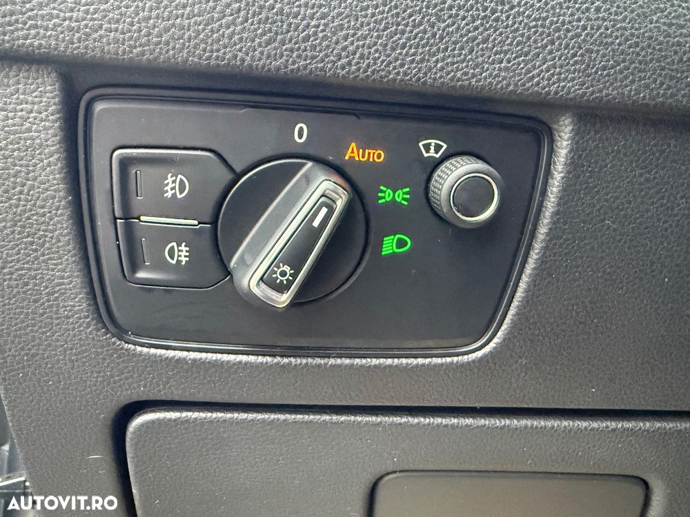 Volkswagen Passat 2.0 TDI SCR 4Motion DSG Comfortline - 13