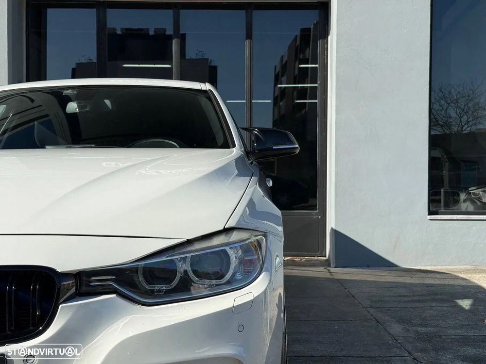 BMW 320 d Auto Pack M - 12