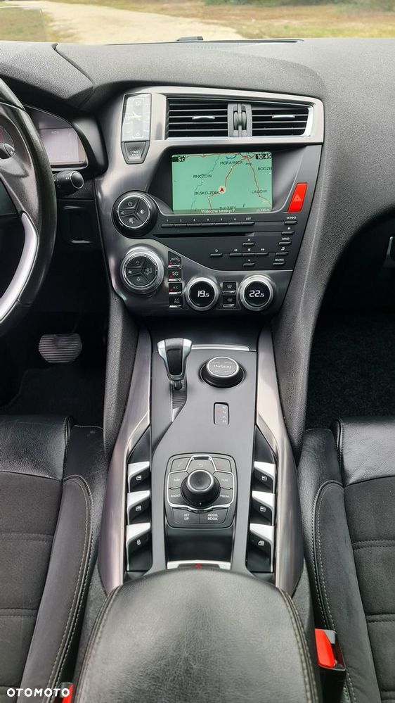 Citroën DS5 2.0 Hybrid4 SportChic - 21