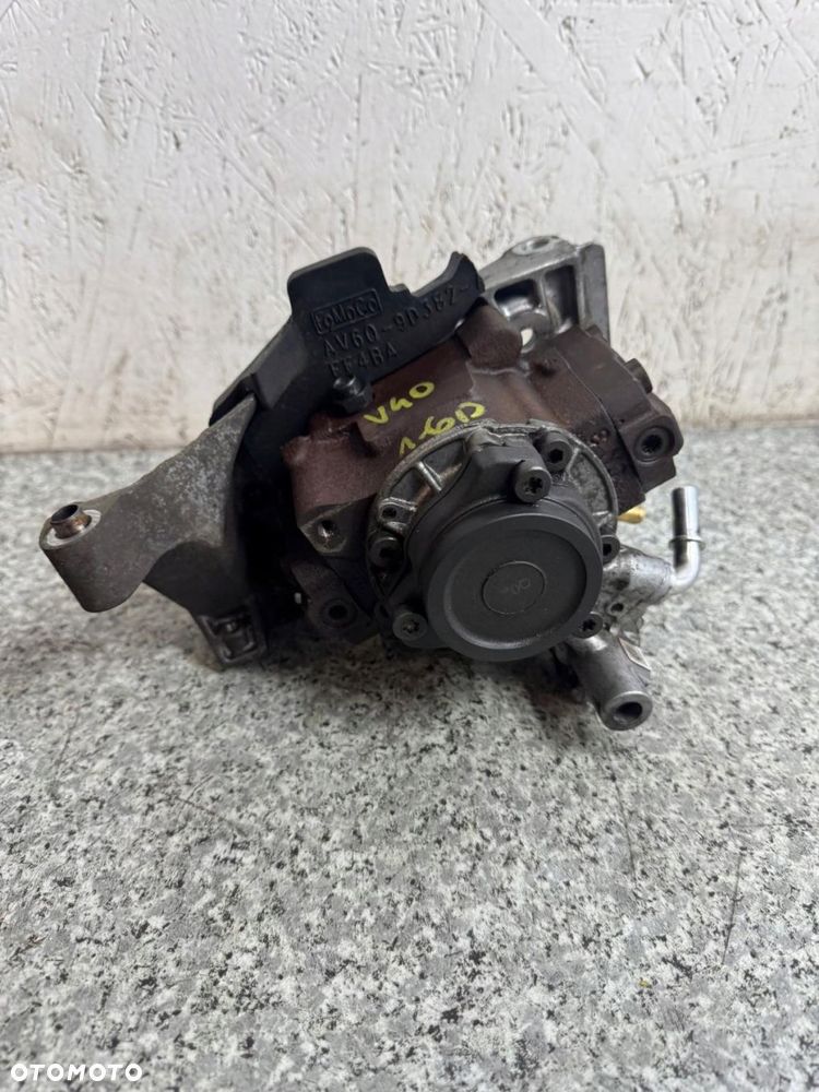 pompa wtryskowa volvo v40 ii 2012-2018 1.6 d 9684778280 - 8