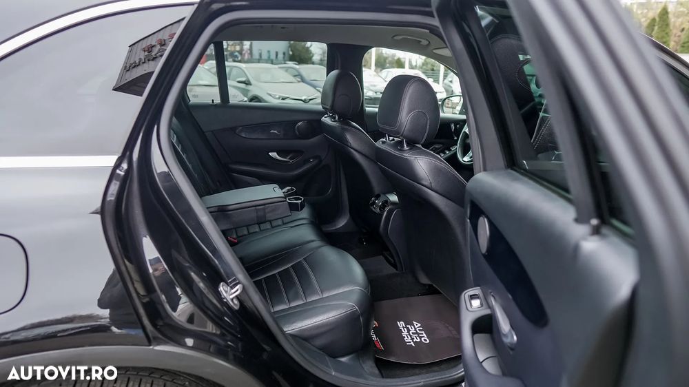 Mercedes-Benz GLC 250 d 4Matic 9G-TRONIC - 25