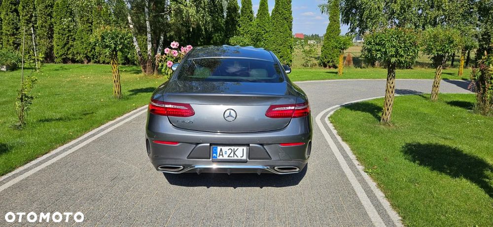 Mercedes-Benz Klasa E 400 - 21
