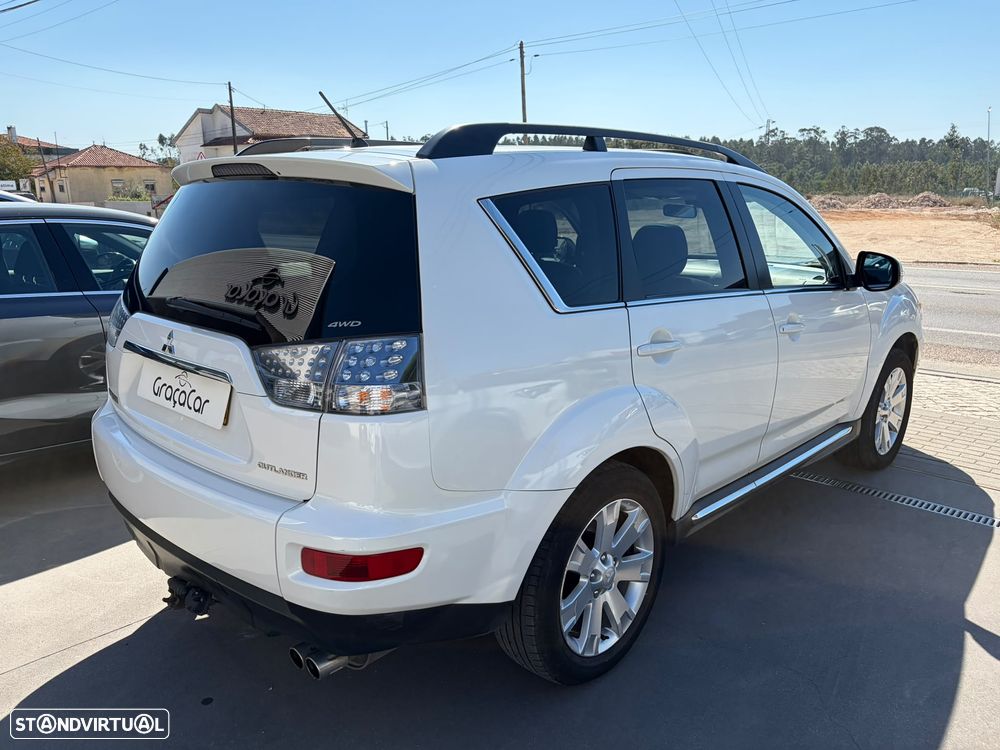 Mitsubishi Outlander 2.2 DI-D Instyle 2 Aut. 4WD - 5
