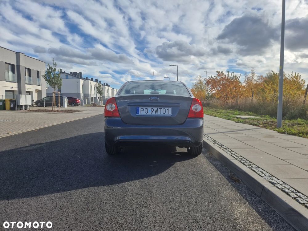 Ford Focus 2008 photo 3