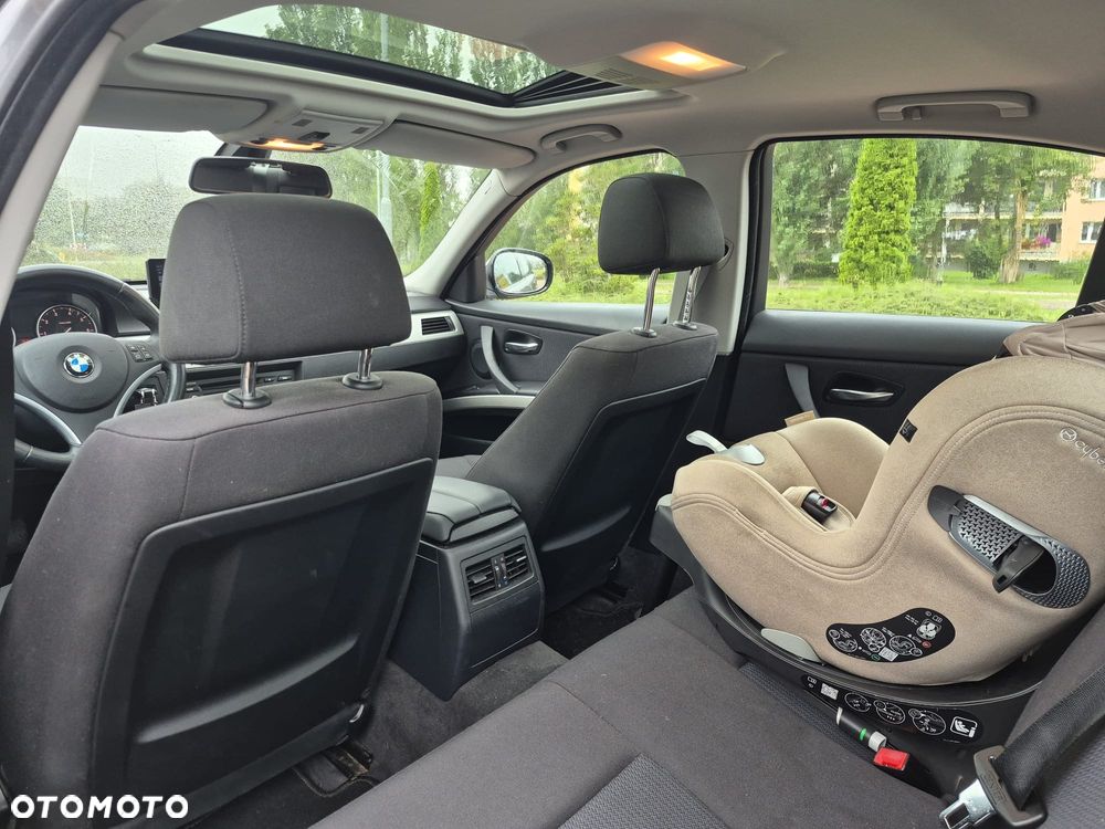BMW Seria 3 318i - 13