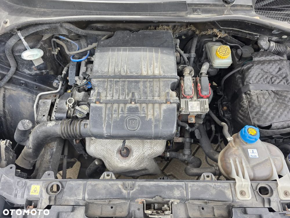 Fiat Grande Punto - 8