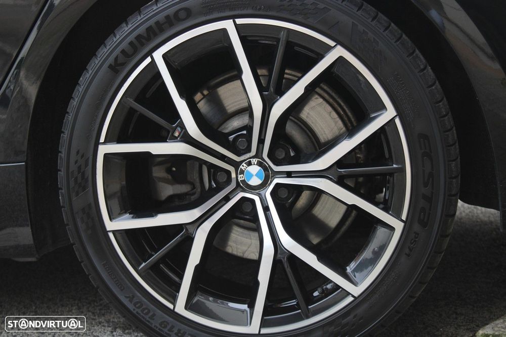 BMW 520 d ED Pack M - 26