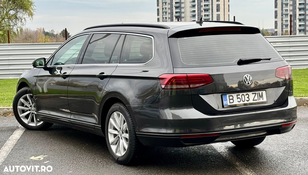 Volkswagen Passat 1.6 TDI DSG Comfortline - 3