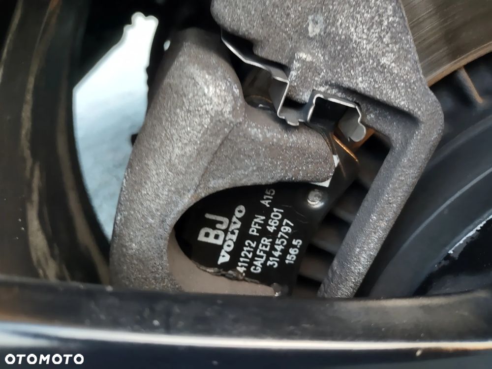 Volvo XC 60 D4 Geartronic RDesign - 36