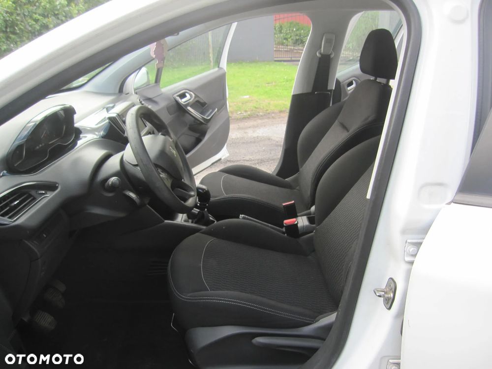 Peugeot 208 Blue-HDi 100 Stop&Start Style - 8