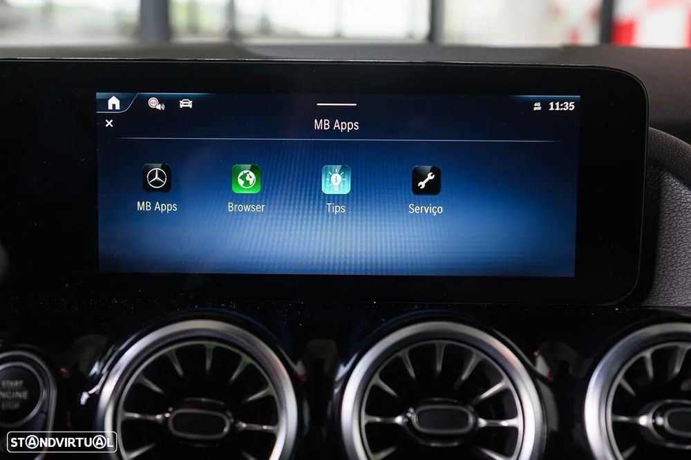 Mercedes-Benz GLA 200 - 36