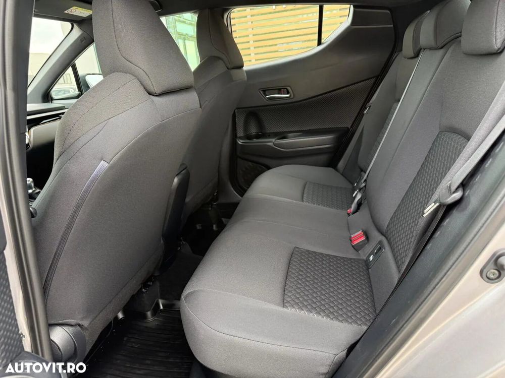 Toyota C-HR 1.8 HSD 122 CP 4x2 CVT Core - 15