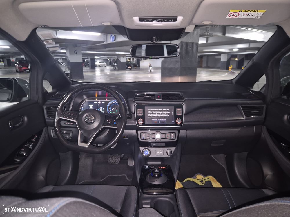 Nissan Leaf N-Connecta - 10