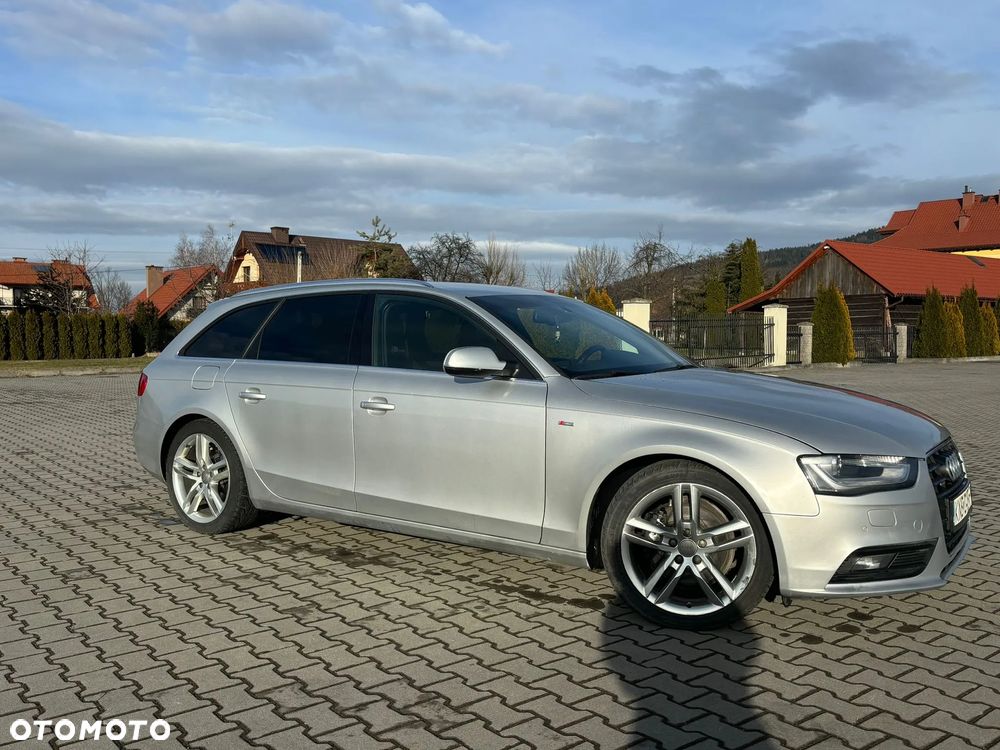 Audi A4 Limousine 2.0 TDI Quattro Line - 9