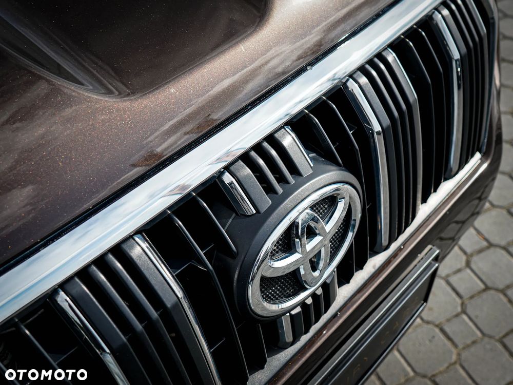 Toyota Land Cruiser LC 2.8 D-4D Prado - 7