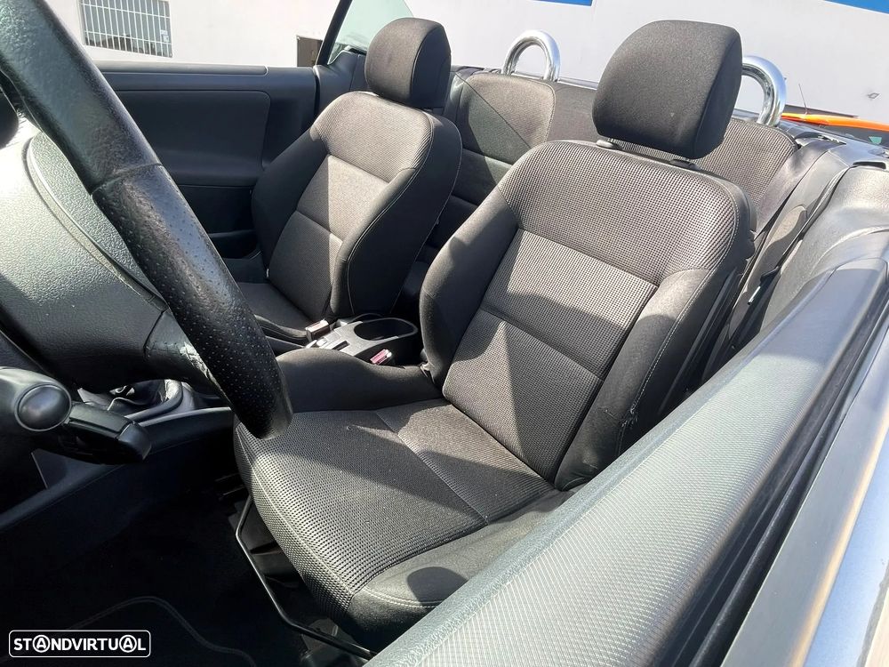 Peugeot 207 CC 1.6 HDi FAP Sport - 15