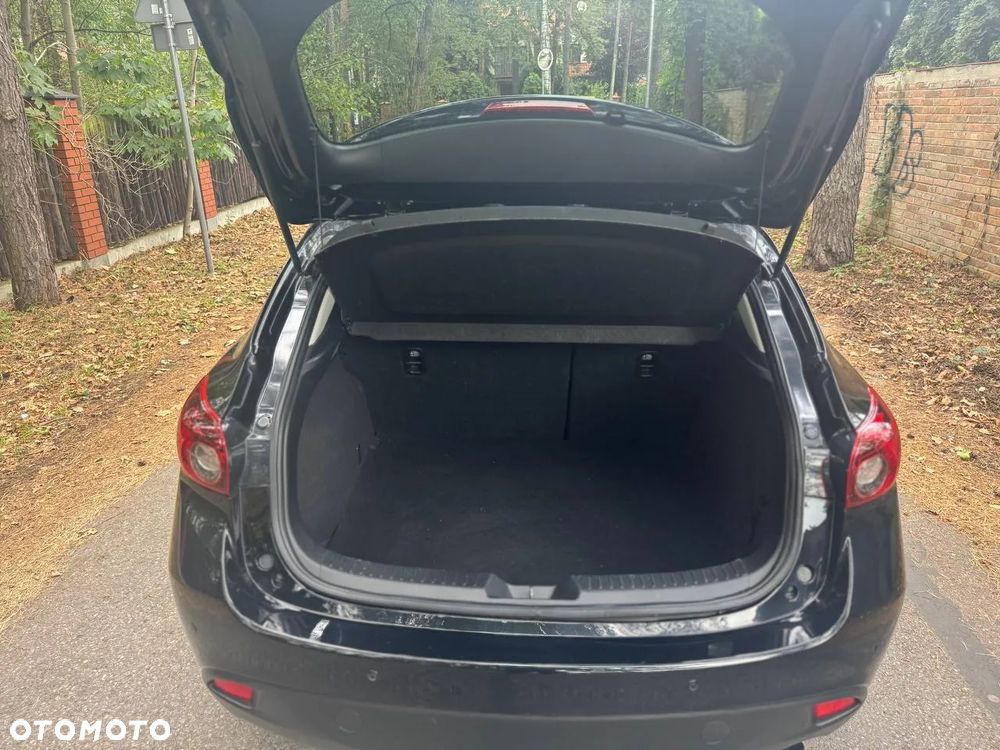 Mazda 3 1.5 D Skyenergy - 16