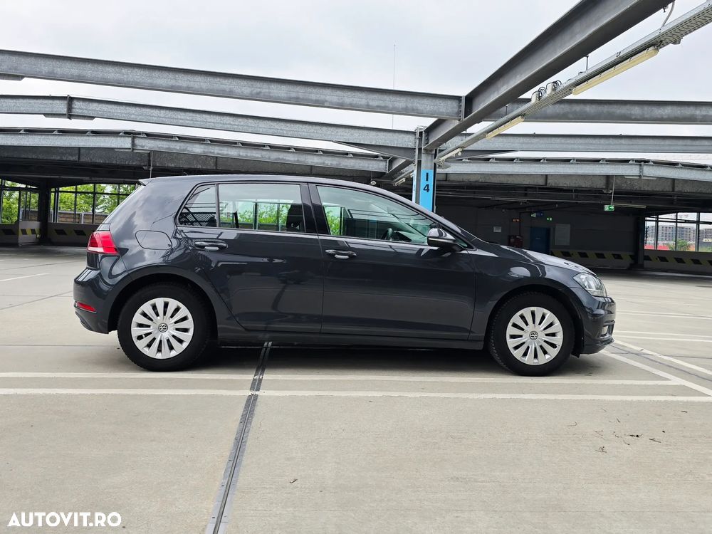 Volkswagen Golf 1.6 TDI Trendline - 9