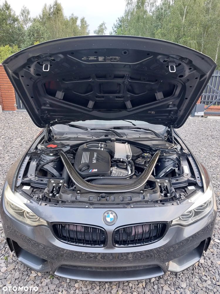 BMW M4 - 16