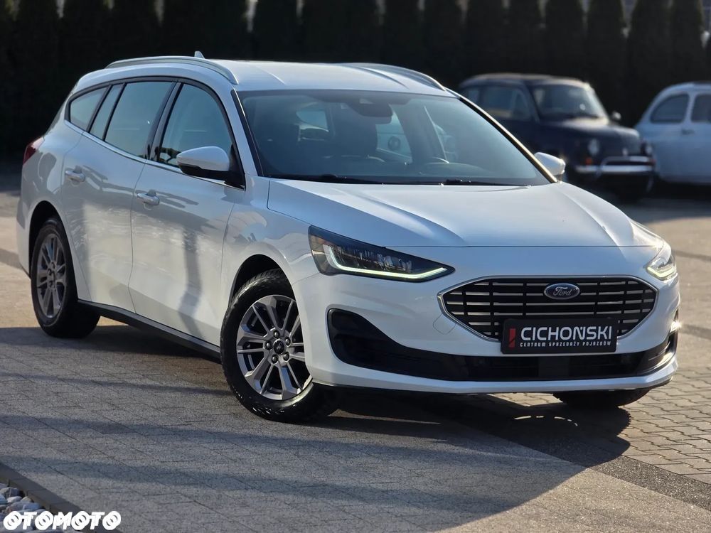 Ford Focus 1.0 EcoBoost mHEV Titanium - 32