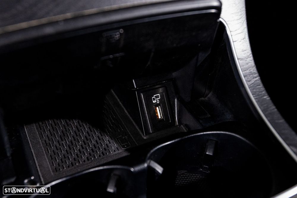 Mercedes-Benz C 300 de AMG Line - 37