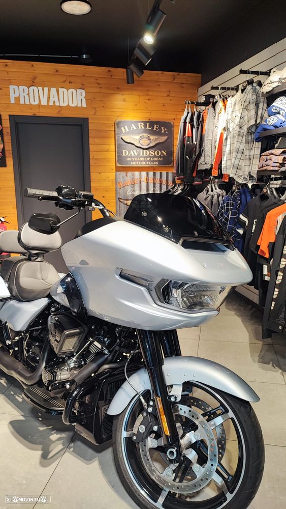 Harley-Davidson Road Glide - 5