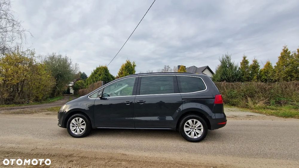 Volkswagen Sharan 2.0 TDI Trendline DSG - 17