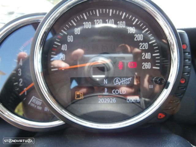 MINI 5 Portas One D - 23