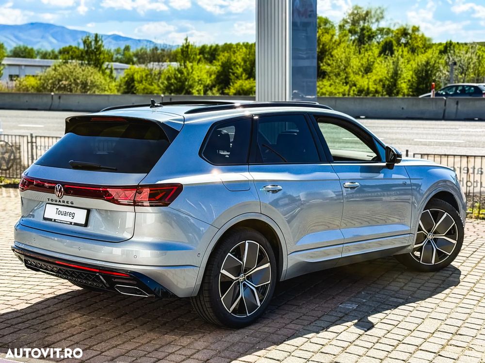 Volkswagen Touareg V6 TDI 4MOTION R-Line - 29
